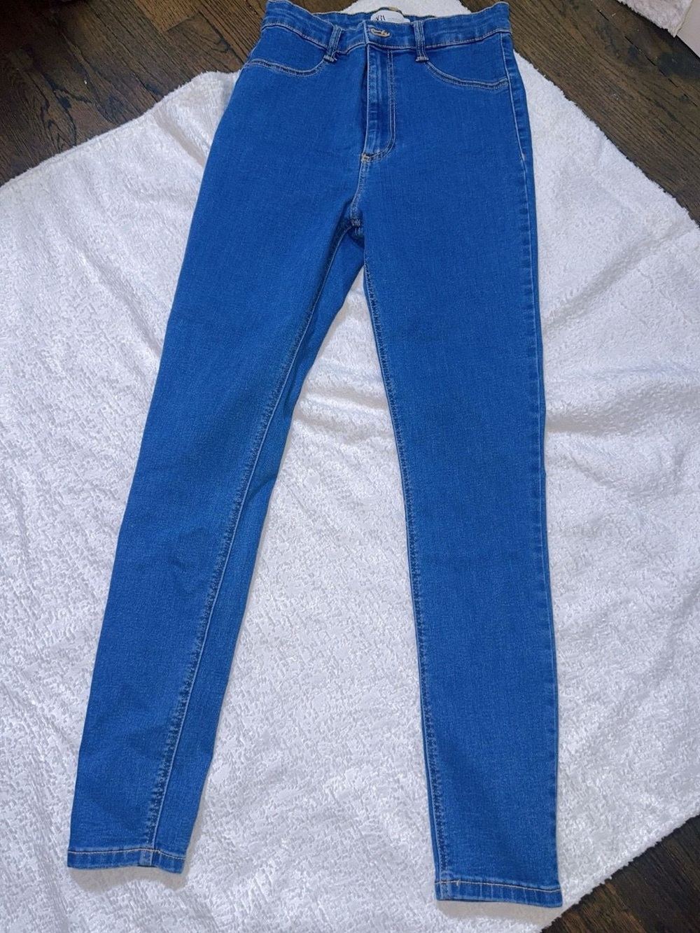 High-Rise Skinny Jeans in Bright Blue used once.